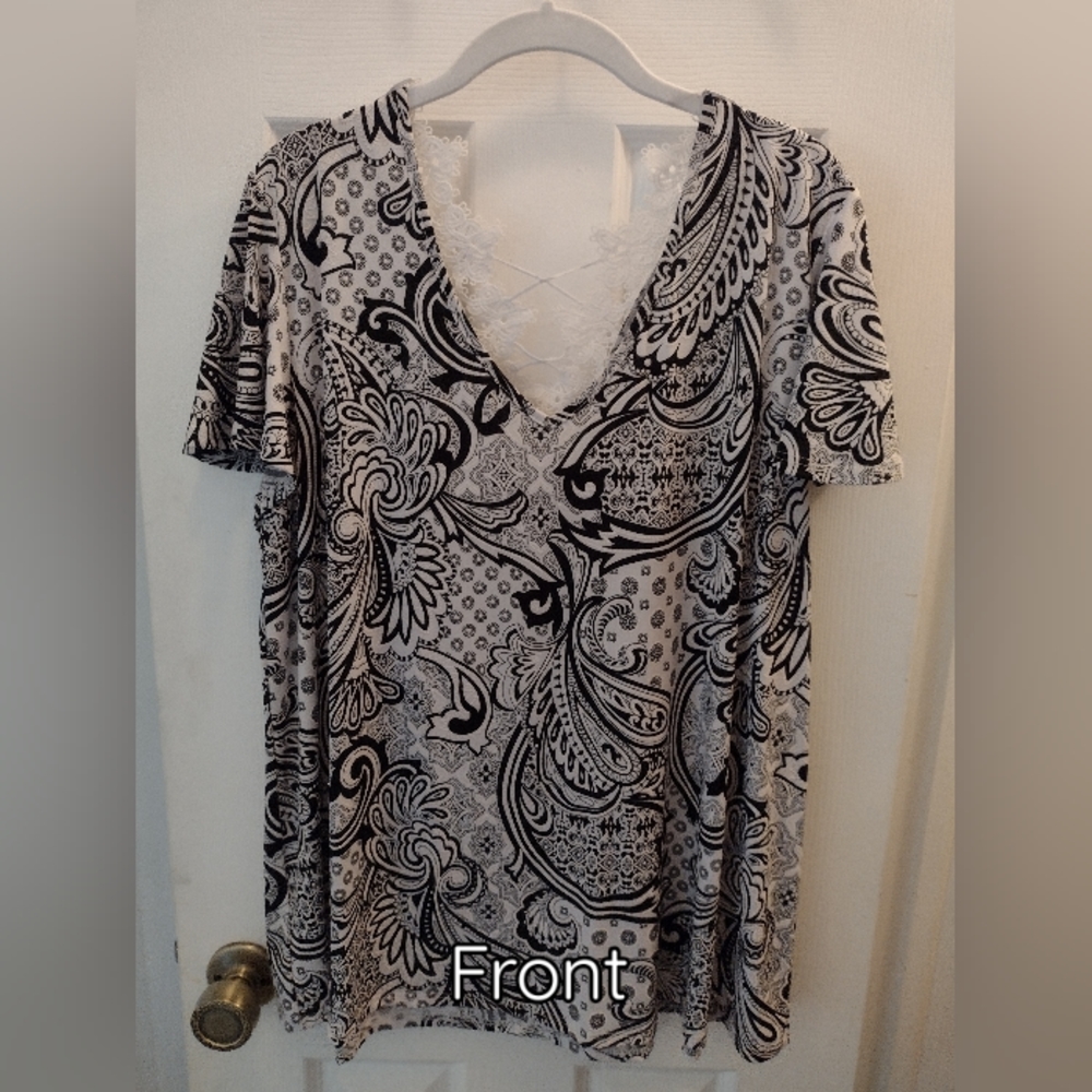 Woman's Paisley Blouse